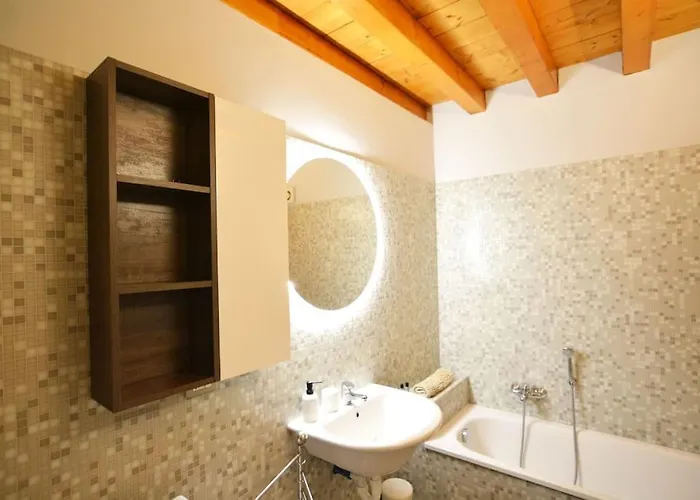Dimora Leon Bianco - Eleganza E Centralita Apartamento